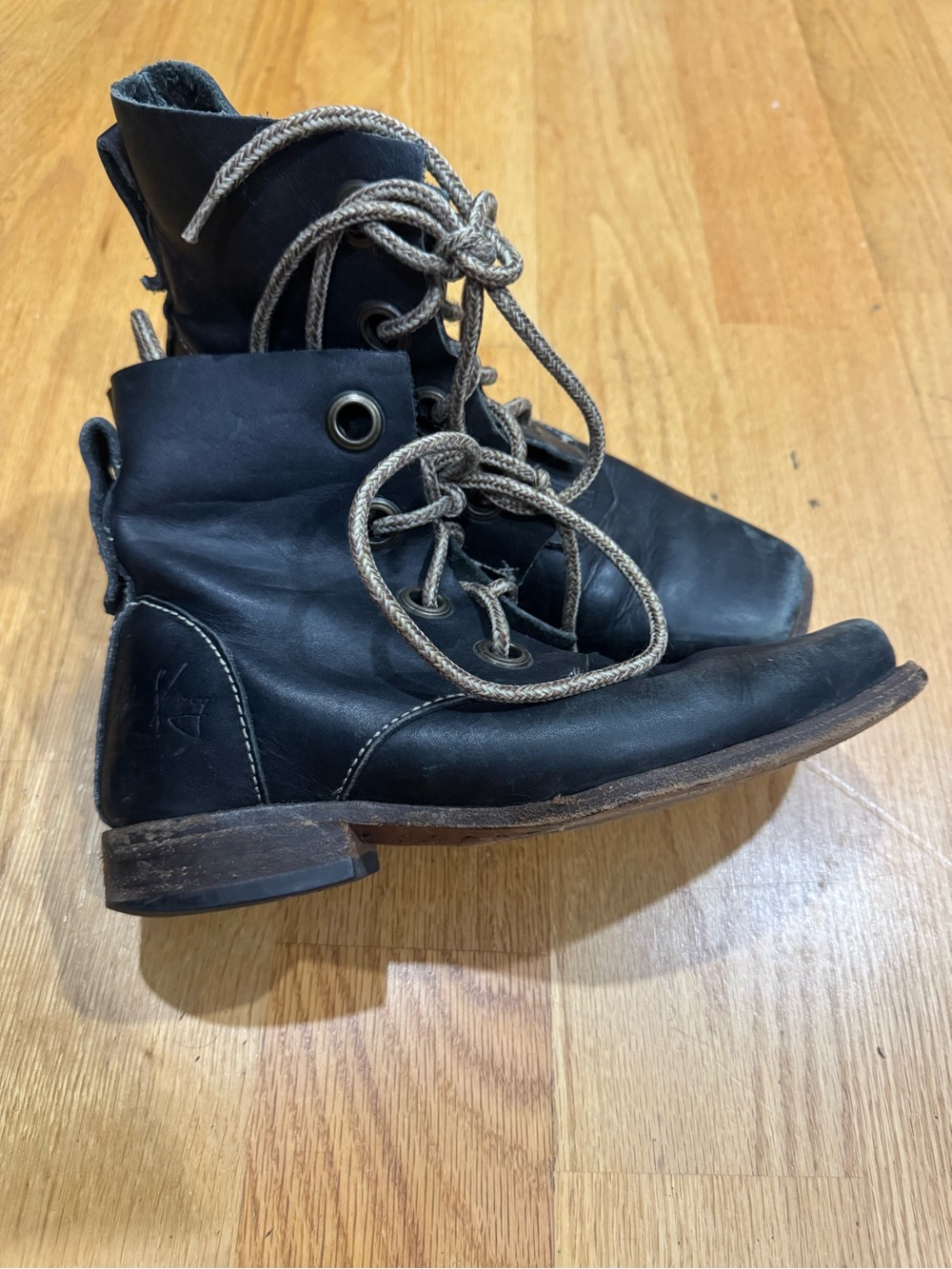 John Fluevog boots size 5 (7)